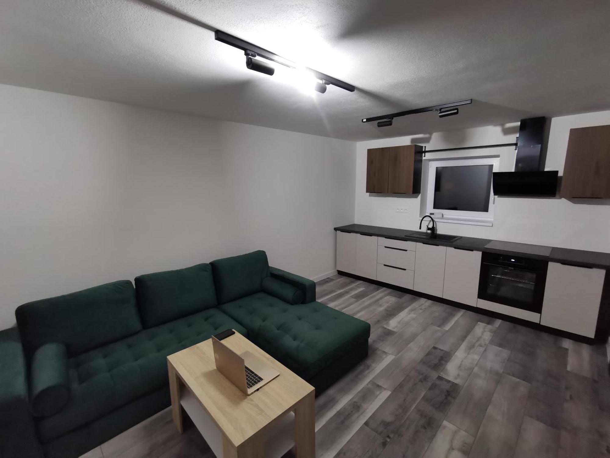Liptovský Mikuláš Nu Skool Apartments מראה חיצוני תמונה